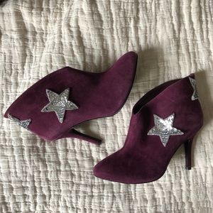Vince Camuto Purple suede stiletto booties